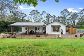Unique and secluded Poppy Cottage - Image 3
