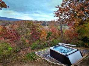 Shenandoah Riverfront w/ Hot Tub & POOL - Image 3