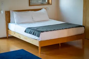 Modern Studio Apartment - Image 5