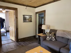 Freshly remodeled 2 Bedroom near Sophia Tunnel - Image 2