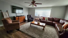 Green Acres 3 Bedroom Home - Image 3