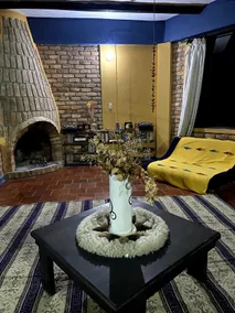 Loft-style mountain retreat - Image 5