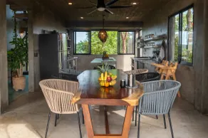 Jungle house with ocean view - Image 5