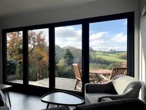 Snug modern studio with views in heart of Kent. - Image 2