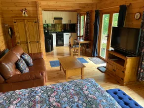 Cornwall - secluded log cabin surrounded by nature - Image 5
