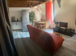 Comfortable Duplex Apartment with Wi-Fi - Image 4