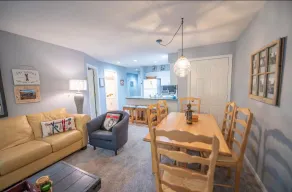 Cozy Ski Condo next to MT Snow with Mountain Views - Image 4