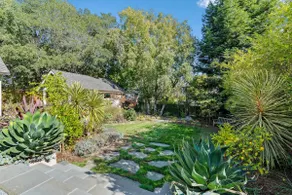 5BR Beach House · Steps to Twin Lakes · Sleeps 12 - Image 4