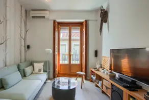 Chueca & Justicia - Luminous flat in Centro - Image 3