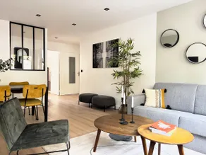 Renovated family apartment, parking, in the city center - Image 3