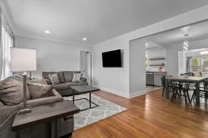 Amazing 3BR Home for Families|Close to Stadiums - Image 4