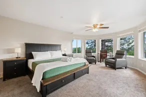 Spacious Mountain Hideaway 4 BD 3 BA W/ Hot Tub - Image 4