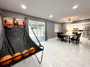 Heated Pool+jacuzzi+golf family fun! - Image 2