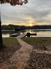 Lake Oconee Breathtaking Sunsets and Tons of Lake Frontage - Image 2