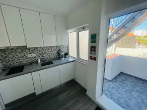 6Apartment 300 meters from Costa da Caparica beach - Image 5