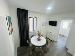 6Apartment 300 meters from Costa da Caparica beach - Image 3