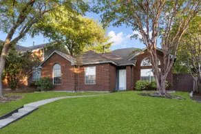 Cheerful 3-bedroom home in the heart of Frisco. - Image 2