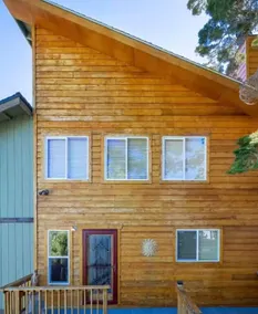 Lovely 2 Bedroom Condo w/Fireplace By Heavenly - Image 2