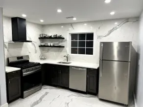 Home in The Heights - Image 3