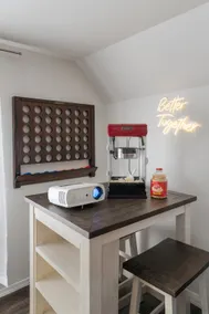Centralia Theater Apt w/ Projector | Sleeps 4 - Image 2
