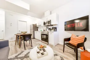 Cozy Nordic Utopia, Bsmt Suite near WEM & DT, King Bed, WiFi - Image 2