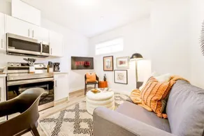 Cozy Nordic Utopia, Bsmt Suite near WEM & DT, King Bed, WiFi - Image 5