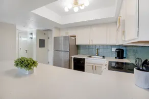 Stellar Condo-Balcony & Exclusive Resort Pool Pass - Image 2