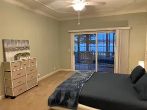 Modern 3br Lake front home - Image 4
