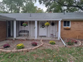Cozy 5 bedroom home in Holly MI - Image 5