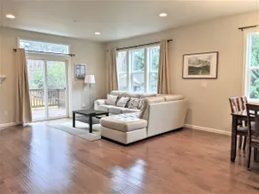 Comfort and quiet 7 bedroom home - Image 2