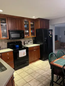 Adorable 3-bedroom home near PSU - Image 2