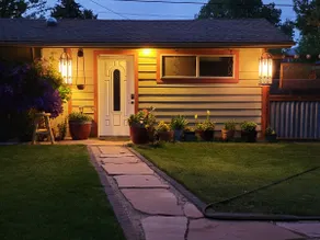 Full Circle Cottage-No Cleaning Fees-Walk Downtown - Image 2