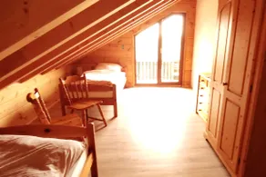 Wooden house in the countryside - Image 5