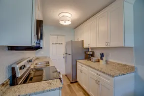 Charming 2BR Country Retreat on 4 Acres - Image 2