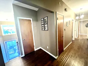 Cozy 3bdr 1 mile to Big House/Downtown w. Parking - Image 5