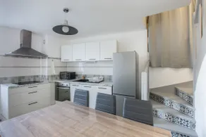 Apartment in the city center of Vallet - Image 2
