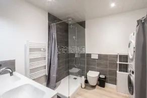 Apartment in the city center of Vallet - Image 4