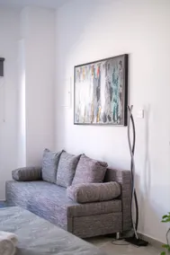 Crown Suite NO.3 - Image 2