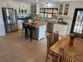 Cedar Cottage w Views/Creek on 5.5 acres - Image 5