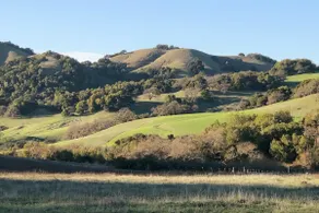 Novato 2 Bed w/ Hot Tub near Wine Country, Hiking - Image 3