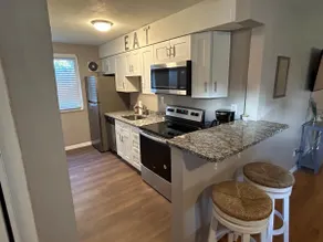 3 Bedroom Pittsburgh Neighbor - Pets - Image 4