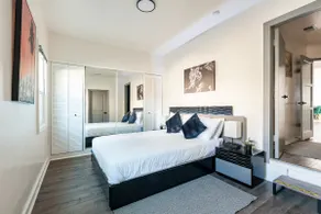 Spacious, Private, Modern 4 BR House + Game Room - Image 5