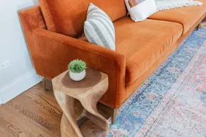 Comfy and Chic Escape 2BR | 2BA in Little India - Image 3