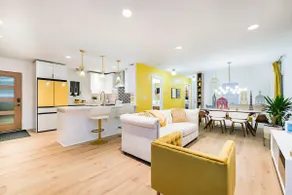 Mid Century Retreat in Downtown Noblesville - Image 4