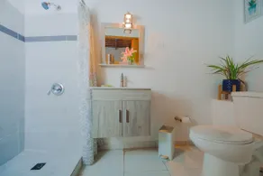 Rooftop Suite, large & fresh balcony - Image 3