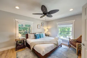 King-sized Top Floor 5 Min Walk to Coronado Beach! - Image 4