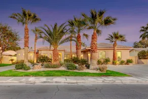 La Dolce Vita Estate - Luxury Retreat w/ Game Room - Image 4