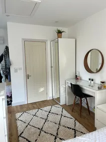 Bradford House with en-suite - Image 2