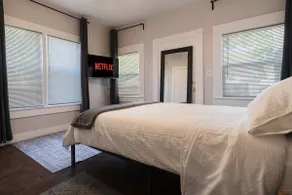 Fantastic Cottage, Walk to Pearl - Downtown unit 1 - Image 4