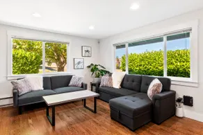 Remodeled Rambler Near Light Rail Station - Image 4